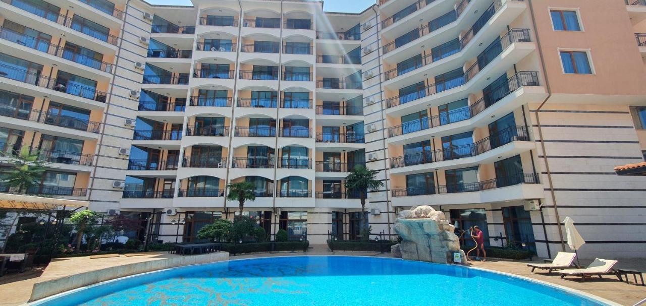 Vp Apartment In Karolina Complex Sunny Beach Exterior photo